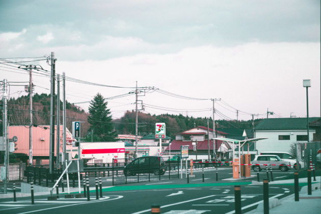 片岡駅 セブンイレブン