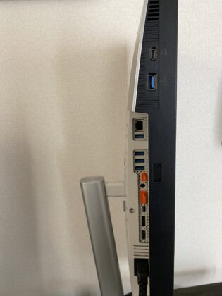 U2723QE 27インチ 4K HDR USB-C HUB モニター